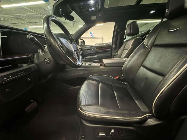 2022 Cadillac Escalade ESV 4WD Premium Luxury